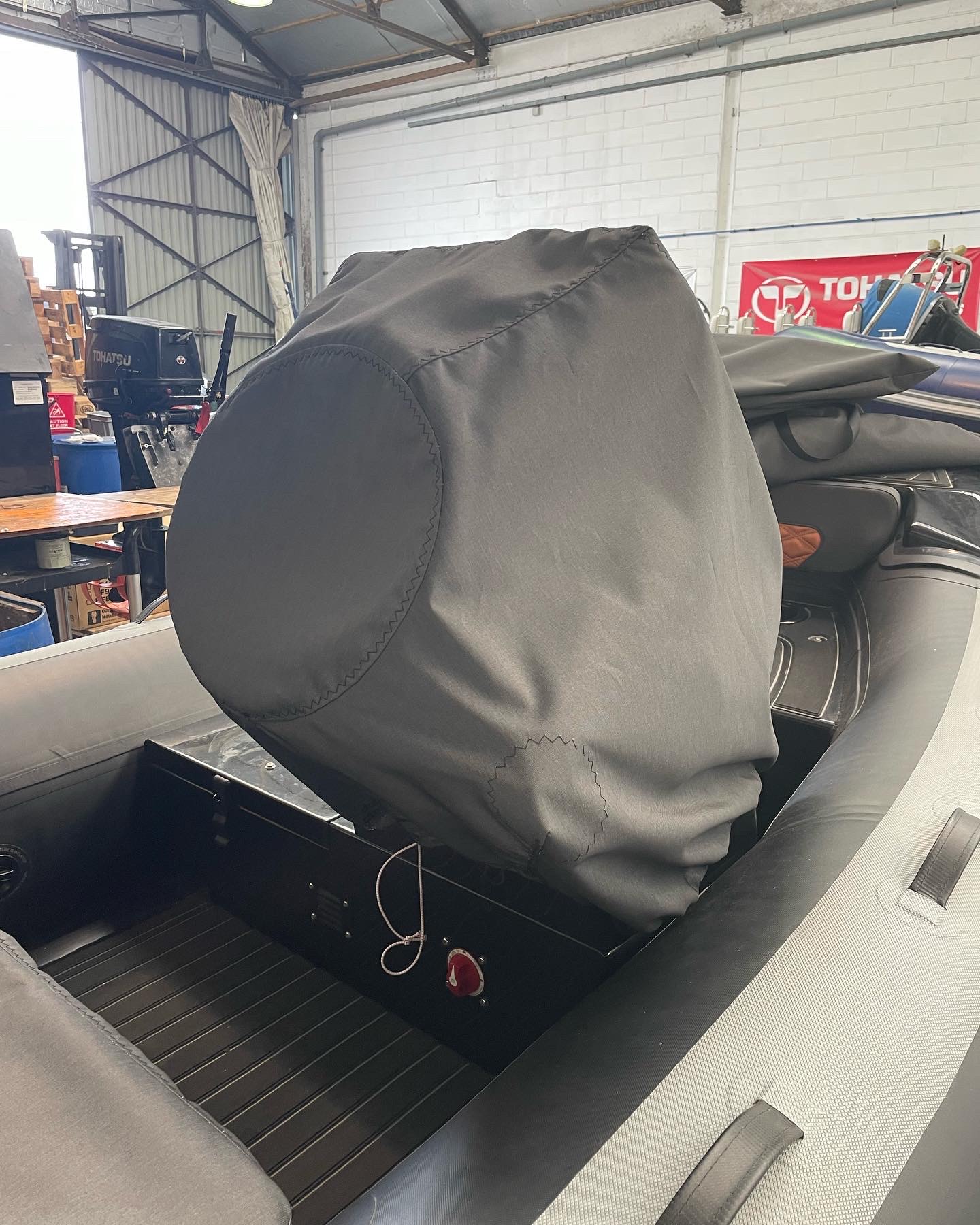 84B43DC7-1990-42A0-92FF-F9F9F1DC6DD0